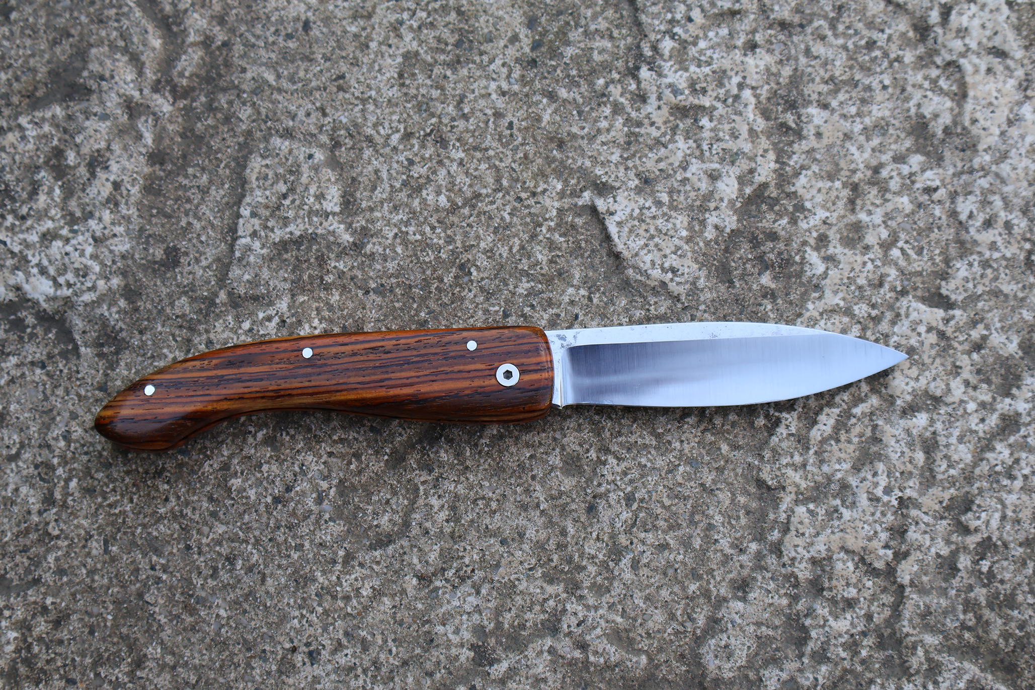 lou biarnes couteau